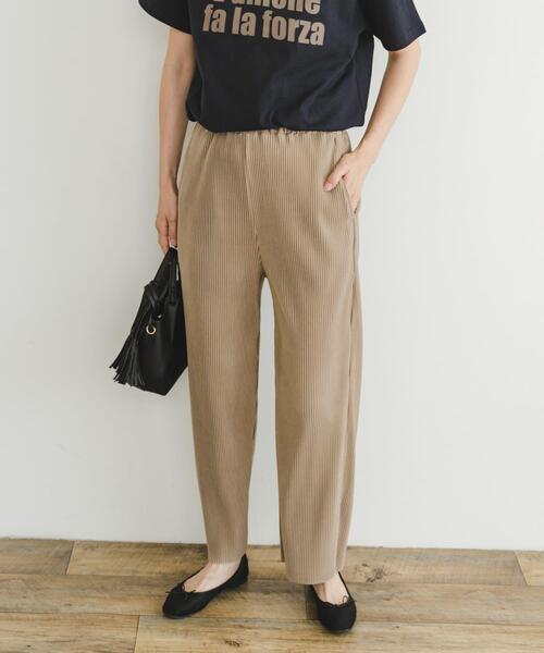 ITEMS URBANRESEARCH(アイテムズ アーバンリサーチ)の「プリーツシャーリングパンツ(その他パンツ・レディース・ホワイト系その他/ベージュ/グレー/ブラック・FREE)」の18枚目の写真
