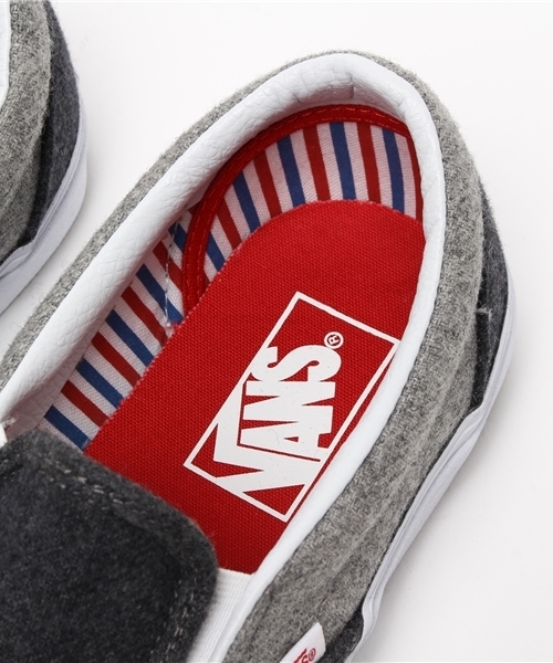 VANS(バンズ)の「【Ciaopanic】【VANS/バンズ】 CLASSICSLIPON(スニーカー・レディース・グレー・5/6/7)」の2枚目の写真