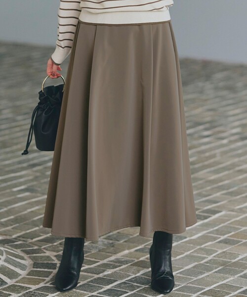 grove（グローブ）の「◆【雑誌掲載】レザーライクフレアスカート（スカート・レディース・ブラウン系その他/ブラック・01/02/03/04/05）」の2枚目の写真