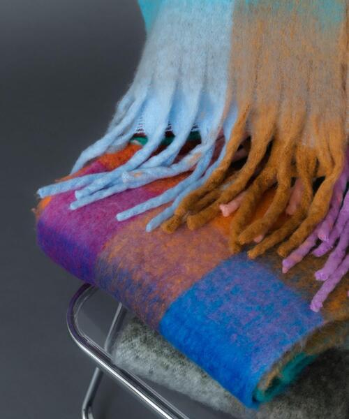 SENSE OF PLACE by URBAN RESEARCH（センスオブプレイスバイアーバンリサーチ）の「ボリュームチェックストール（マフラー・レディース・その他1/ピンク/ブルー/グレー・ONE）」の9枚目の写真