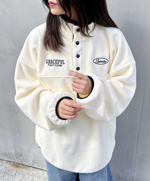 INGNI（イング）の「ハーフボタンフリースチュニック（その他トップス・レディース・ブルー/ホワイト系その他5/オレンジ/アイボリー系8・M）」の2枚目の写真