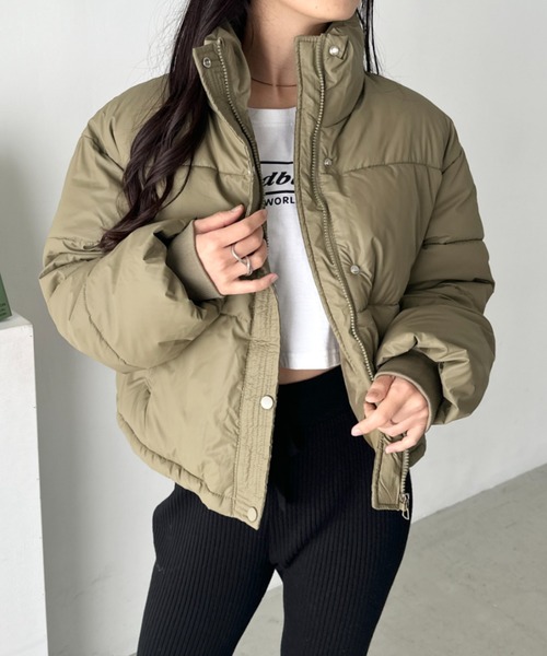 CLEA（クレア）の「マットショート丈スタンドカラーダウンブルゾン（ダウンジャケット/コート・レディース・ブラウン/アイボリー/ブラック/カーキ・FREE）」の4枚目の写真