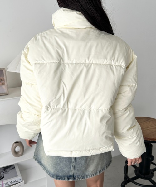 CLEA（クレア）の「マットショート丈スタンドカラーダウンブルゾン（ダウンジャケット/コート・レディース・ブラウン/アイボリー/ブラック/カーキ・FREE）」の16枚目の写真