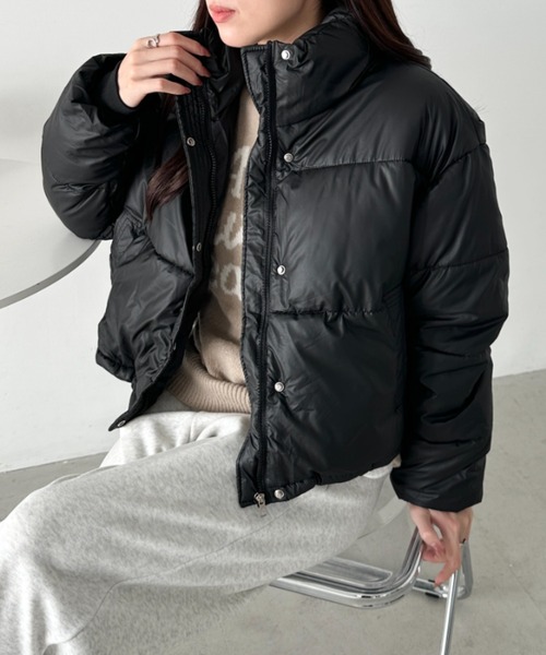 CLEA（クレア）の「マットショート丈スタンドカラーダウンブルゾン（ダウンジャケット/コート・レディース・ブラウン/アイボリー/ブラック/カーキ・FREE）」の22枚目の写真