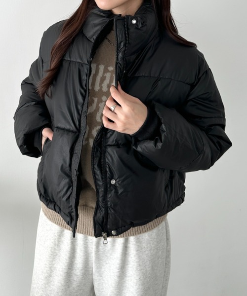 CLEA（クレア）の「マットショート丈スタンドカラーダウンブルゾン（ダウンジャケット/コート・レディース・ブラウン/アイボリー/ブラック/カーキ・FREE）」の21枚目の写真