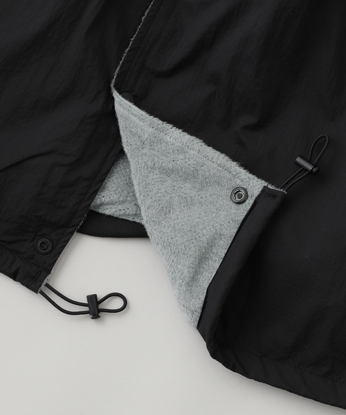 JOURNAL STANDARD（ジャーナルスタンダード）の「迷迭香 / マンネンロウ UL DAILY COACHER（ナイロンジャケット・メンズ・ブラック/カーキ・2/3）」の7枚目の写真