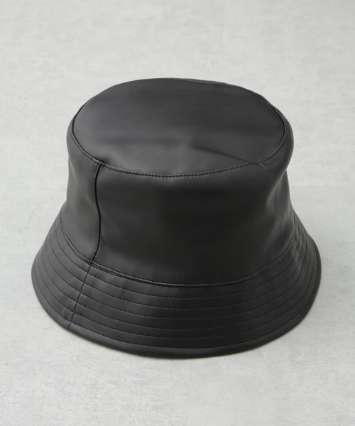 NANO universe(ナノユニバース)の「PENNEYS BLACK フェイクレザーバケットハット(ハット・メンズ・ブラック・FREE)」の3枚目の写真