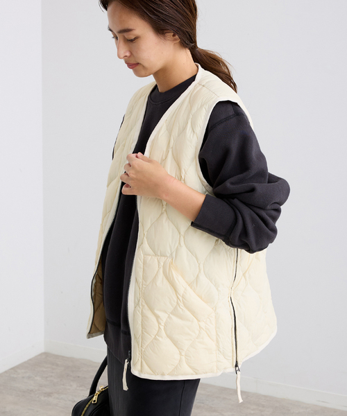 FRAMeWORK(フレームワーク)の「TAION/タイオン MILTARY V NECK WZIP DOWN ベスト(ダウンジャケット/コート・レディース・ホワイト/ベージュ・FREE)」の6枚目の写真