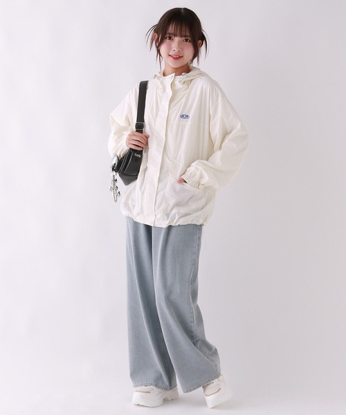 repipi armario(レピピ アルマリオ)の「ライトマウンテンパーカー(マウンテンパーカー・キッズ・その他/ブラック/ホワイト・LARGE/MEDIUM/SMALL)」の5枚目の写真