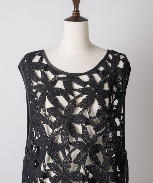 LA BELLE ETUDE(ラベルエチュード)の「サイドオープンフラワーモチーフレースチュニック(シャツ/ブラウス・レディース・ブラック・FREE)」の13枚目の写真