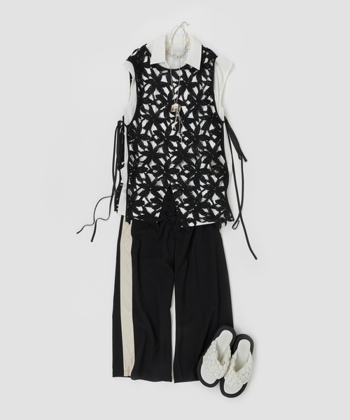 LA BELLE ETUDE(ラベルエチュード)の「サイドオープンフラワーモチーフレースチュニック(シャツ/ブラウス・レディース・ブラック・FREE)」の20枚目の写真