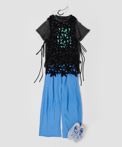 LA BELLE ETUDE(ラベルエチュード)の「サイドオープンフラワーモチーフレースチュニック(シャツ/ブラウス・レディース・ブラック・FREE)」の21枚目の写真