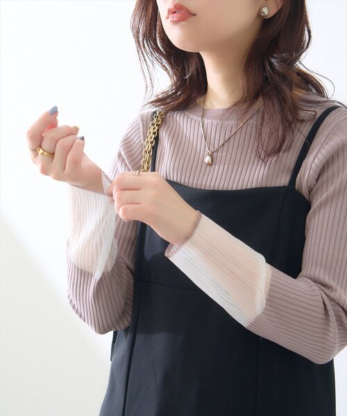 natural couture（ナチュラルクチュール）の「袖口シアーリブニット（ニット/セーター・レディース・ピンク/グレイッシュベージュ/ブラック/オフホワイト/グレー・FREE）」の4枚目の写真