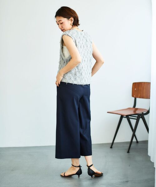 le.coeur blanc(ルクールブラン)の「リネンライクワイドクロップドパンツ(その他パンツ・レディース・ライトベージュ/カーキブラウン/ネイビー・36/38)」の13枚目の写真