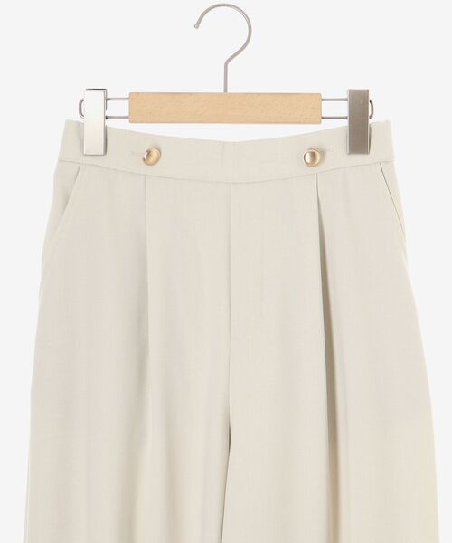 le.coeur blanc(ルクールブラン)の「リネンライクワイドクロップドパンツ(その他パンツ・レディース・ライトベージュ/カーキブラウン/ネイビー・36/38)」の4枚目の写真