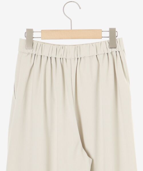 le.coeur blanc(ルクールブラン)の「リネンライクワイドクロップドパンツ(その他パンツ・レディース・ライトベージュ/カーキブラウン/ネイビー・36/38)」の5枚目の写真