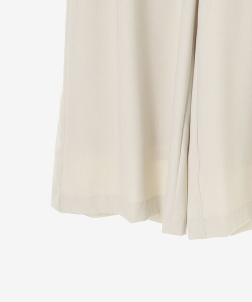 le.coeur blanc(ルクールブラン)の「リネンライクワイドクロップドパンツ(その他パンツ・レディース・ライトベージュ/カーキブラウン/ネイビー・36/38)」の6枚目の写真