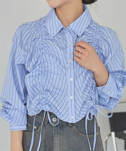 titivate(ティティベイト)の「シャーリングショートシャツ(シャツ/ブラウス・レディース・オフホワイト/ブルー/ブルー系その他・M)」の17枚目の写真