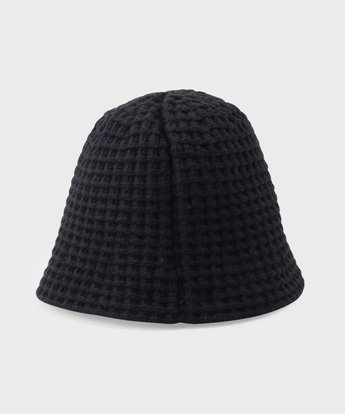 tk.TAKEO KIKUCHI(ティーケータケオキクチ)の「ワッフルニットバケットハット(ハット・メンズ・ブラック・00)」の3枚目の写真