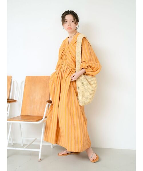 Ungrid（アングリッド）の「スリーブボリュームマルチストライプワンピース（ワンピース・レディース・オレンジ/パープル・FREE）」の12枚目の写真