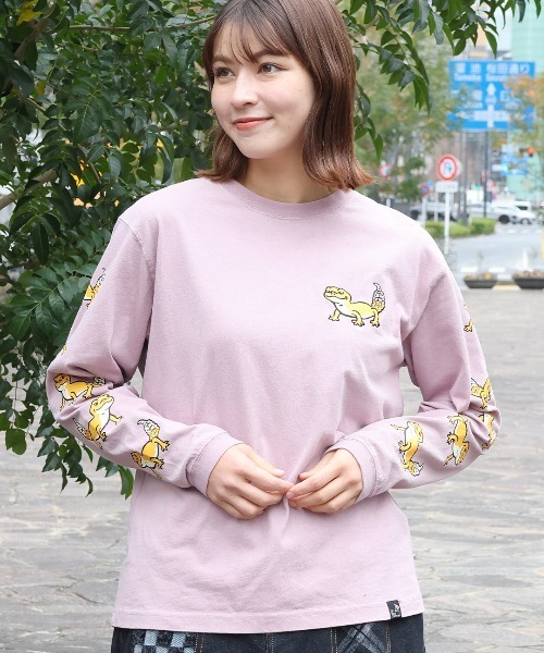 チチカカ（チチカカ）の「go slow caravan レオパードゲッコーロングTシャツ【WEB限定】【ユニセックス】（Tシャツ/カットソー・メンズ・ブルー/パープル/ホワイト・LARGE/SMALL/MEDIUM）」の8枚目の写真