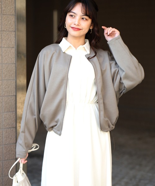 Ehre style(エーレスタイル)の「これで解決!袖ゆるアウタードルマン袖に合う(ブルゾン・レディース・ブラック/アイボリー/カーキ・FREE)」の2枚目の写真