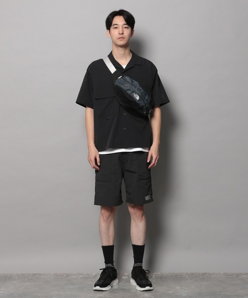 BAYFLOW（ベイフロー）の「【BUDDIES Dept.】ギミックシャツ[ストレッチ]（シャツ/ブラウス・メンズ・ブラック/ライトグレー・MEDIUM/LARGE）」の6枚目の写真