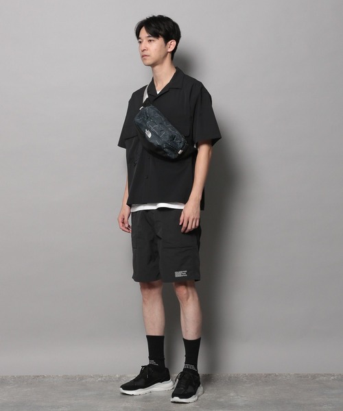 BAYFLOW（ベイフロー）の「【BUDDIES Dept.】ギミックシャツ[ストレッチ]（シャツ/ブラウス・メンズ・ブラック/ライトグレー・MEDIUM/LARGE）」の7枚目の写真