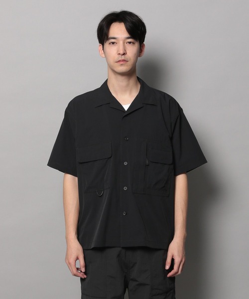 BAYFLOW（ベイフロー）の「【BUDDIES Dept.】ギミックシャツ[ストレッチ]（シャツ/ブラウス・メンズ・ブラック/ライトグレー・MEDIUM/LARGE）」の9枚目の写真