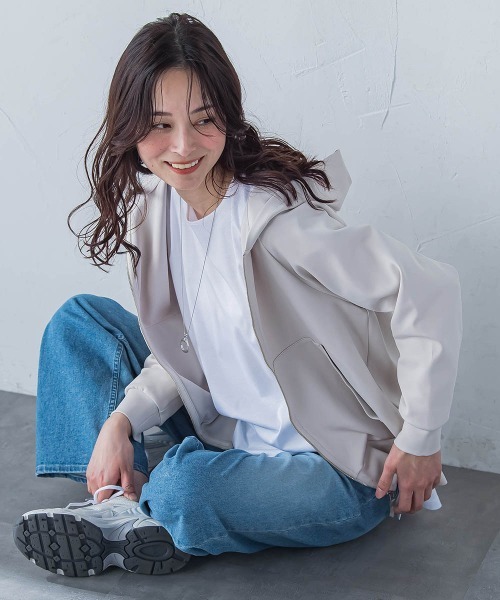 LAUTREAMONT（ロートレアモン）の「【WEB限定】プレミアムコットンコンフォートカットソー≪洗濯機で洗える/接触冷感≫（Tシャツ/カットソー・レディース・ベージュ/ホワイト/ピンク/チャコールグレー/ブルー/ブラック・11号/9号/7号）」の2枚目の写真