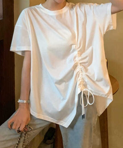 SHEPP(シープ)の「ドロストリボンバックスリットデザイントップス 半袖(Tシャツ/カットソー・レディース・ホワイト/ブラック・L/M)」の3枚目の写真