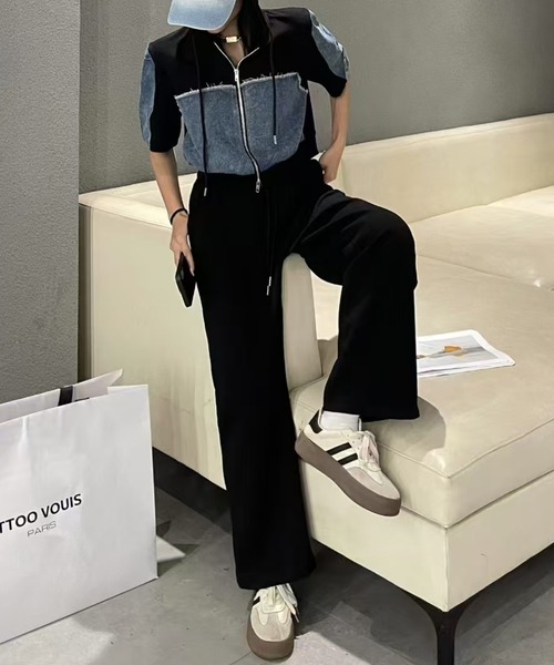 FAVORITO（ファヴォリート）の「フード付き半袖カットソー切り替えデニムトップスパンツ2点セットアップ（セットアップ・レディース・ベージュ/モカ/グレー/ブラック・F）」の15枚目の写真