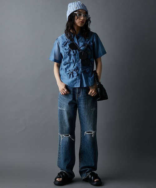 GEVS.（ジェイヴィス）の「リボンモチーフブラウス＜大きいサイズ有＞GEVS.（シャツ/ブラウス・レディース・ブルー/ブラック・5L/4L/3L/LL/L/M）」の15枚目の写真