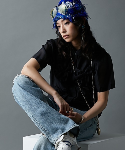 GEVS.（ジェイヴィス）の「リボンモチーフブラウス＜大きいサイズ有＞GEVS.（シャツ/ブラウス・レディース・ブルー/ブラック・5L/4L/3L/LL/L/M）」の9枚目の写真