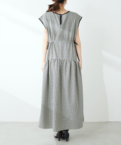 natural couture(ナチュラルクチュール)の「ドロストデザインチェック柄ワンピース(ワンピース・レディース・オフホワイト/グレー/ピンク/キャメル・FREE)」の11枚目の写真