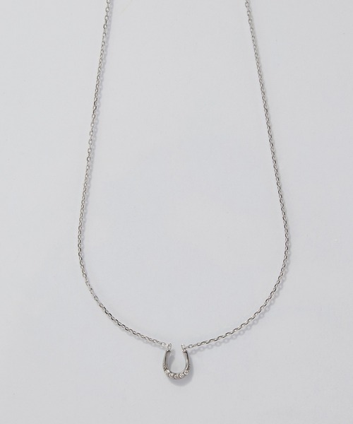 Phoebe（フィービィー）の「【金属アレルギー対応】リッチラインホースシューネックレス/馬蹄/全長:40cm+5cm/サージカルステンレス（ネックレス・レディース・イエローゴールド/シルバー・FREE）」の2枚目の写真