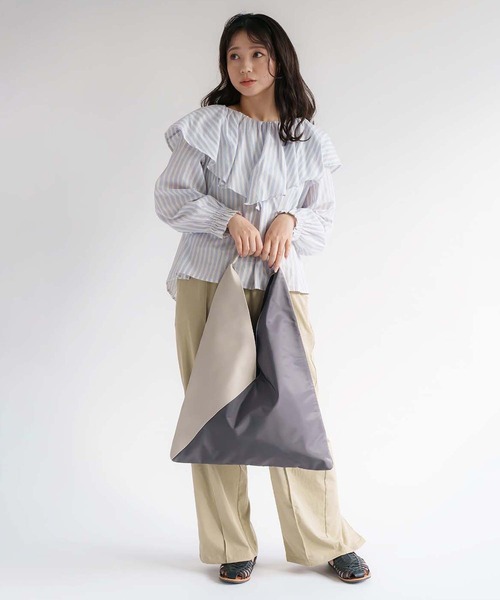 Edit Sheen（エディットシーン）の「コンビ素材トライアングルトート（トートバッグ・レディース・ベージュ/ブラック/グレー・FREE）」の4枚目の写真