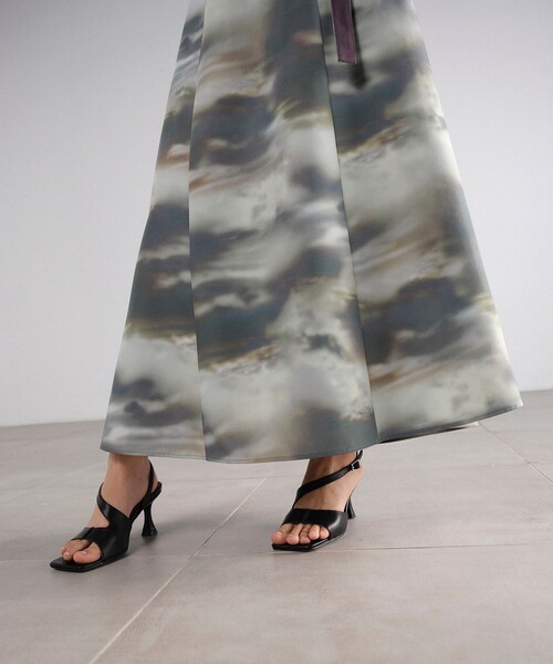 UNITED TOKYO（ユナイテッドトウキョウ）の「シーナリーアートフレアスカート｜ウォッシャブル/防シワ/セットアップ/春服（スカート・レディース・アイボリー/グレー・1/2）」の19枚目の写真