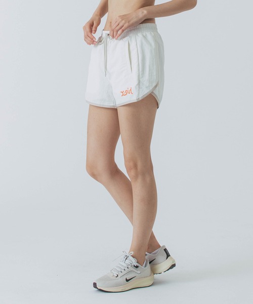 X-girl SPORTS(エックスガールスポーツ)の「WIND UP SHORTS(その他パンツ・レディース・グレー/ライトイエロー/ブラック/ホワイト・SMALL/MEDIUM/LARGE)」の11枚目の写真