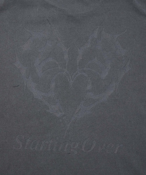 Starting Over（スターティングオーバー）の「【Starting Over/スターティングオーバー】rusty logo hard wash T-shirt/ラスティーロゴ ハードウオッシュ 半袖Tシャツ　ワンポイント ブランドロゴ バックプリント（Tシャツ/カットソー・メンズ・ブラウン/ホワイト/ホワイト系その他/ブラック系その他4/ブラック/ブラウン系その他/ブラック系その他2/サックスブルー/ブルー系その他/ブラック系その他/ブラック系その他3/ホワイト系その他2・M/L）」の15枚目の写真