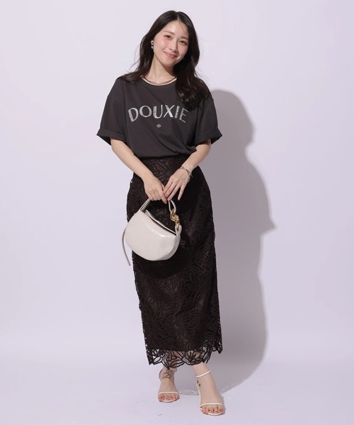 新品タグ付　Apuweiser-riche  ビジュー半袖Tシャツ Apuweiser-riche（アプワイザーリッシェ）の「リボンビジュー