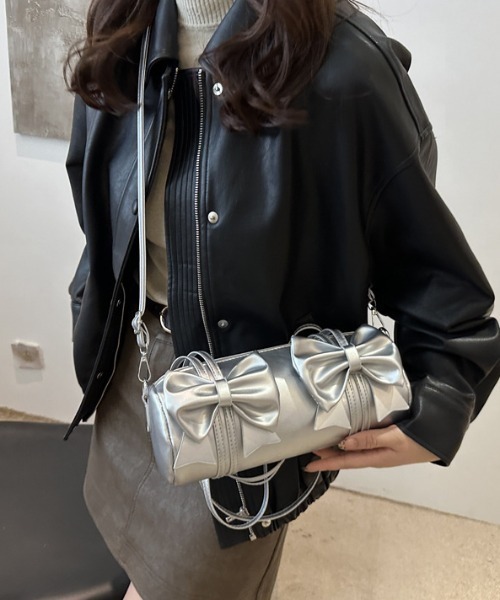 Mejoul(メジュール)の「ダブルリボンミニ ショルダー ボストンバッグ(ボストンバッグ・レディース・シルバー/ホワイト/ブラック/ベージュ・F)」の5枚目の写真