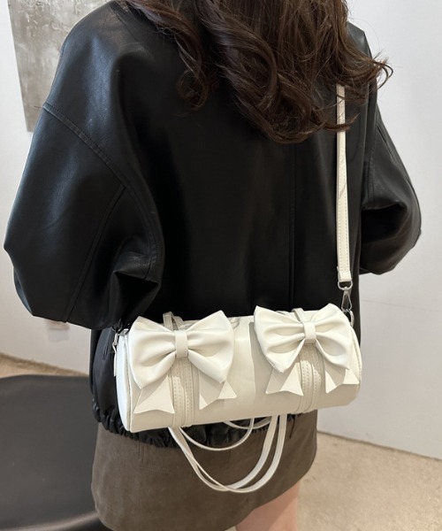Mejoul(メジュール)の「ダブルリボンミニ ショルダー ボストンバッグ(ボストンバッグ・レディース・シルバー/ホワイト/ブラック/ベージュ・F)」の12枚目の写真
