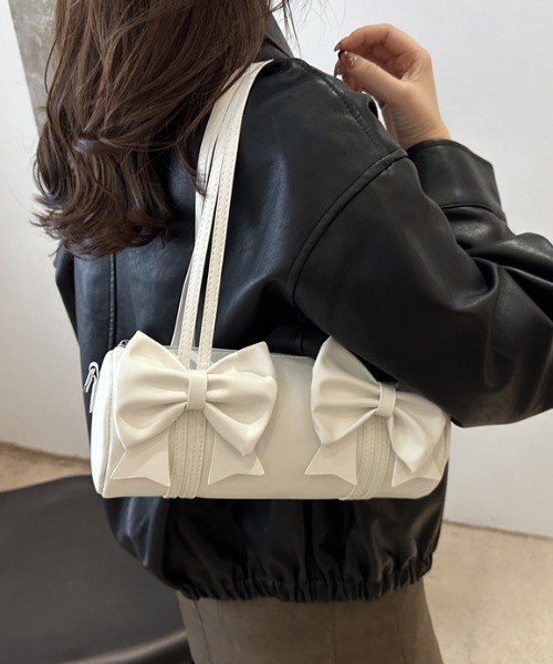 Mejoul(メジュール)の「ダブルリボンミニ ショルダー ボストンバッグ(ボストンバッグ・レディース・シルバー/ホワイト/ブラック/ベージュ・F)」の15枚目の写真