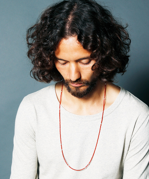 Magine（マージン）の「Magine×idealismsound SILVER & STONE BEADS NECKLACE：シルバー＆ストーン ビーズネックレス（ネックレス・メンズ・レッド/ブラック・FREE）」の5枚目の写真