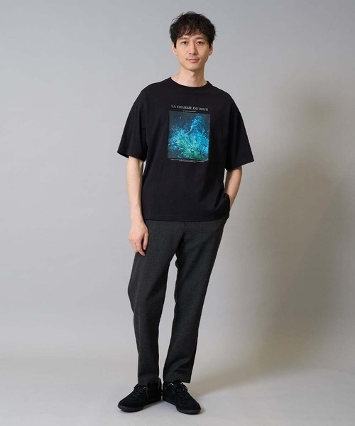 a.v.v(アーヴェヴェ)の「【接触冷感】フォトグラファーコラボワイドシルエットカットソー HIDEYUKI SUTO(Tシャツ/カットソー・メンズ・ライトグレー/ブラック・50/48/46)」の6枚目の写真
