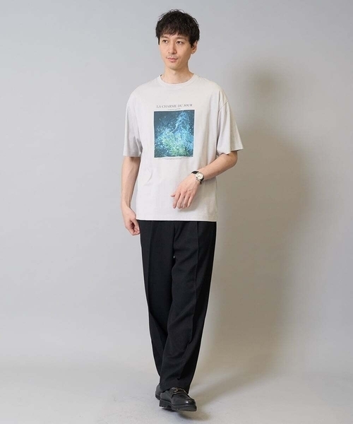 a.v.v(アーヴェヴェ)の「【接触冷感】フォトグラファーコラボワイドシルエットカットソー HIDEYUKI SUTO(Tシャツ/カットソー・メンズ・ライトグレー/ブラック・50/48/46)」の9枚目の写真