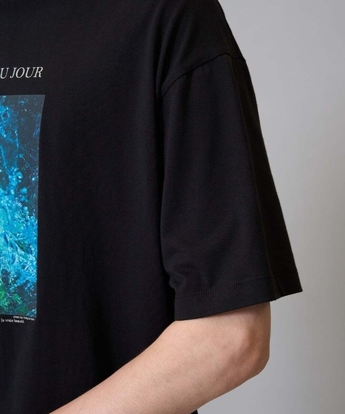 a.v.v(アーヴェヴェ)の「【接触冷感】フォトグラファーコラボワイドシルエットカットソー HIDEYUKI SUTO(Tシャツ/カットソー・メンズ・ライトグレー/ブラック・50/48/46)」の15枚目の写真