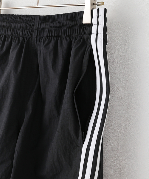 Spick & Span（スピックアンドスパン）の「adidas / アディダス SPRINTER SHORTS（その他パンツ・レディース・ブラック/ネイビー・SMALL）」の14枚目の写真