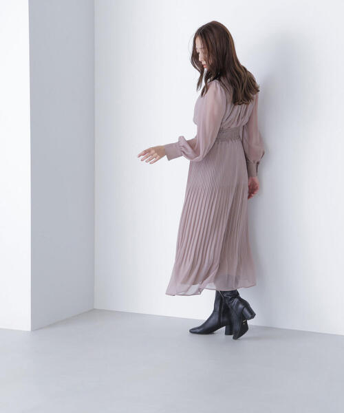 NATURAL BEAUTY BASIC(ナチュラルビューティーベーシック)の「◇ベロアリボンプリーツワンピース(ワンピース・レディース・ダークブラウン/ベージュ・P/S/MEDIUM)」の8枚目の写真